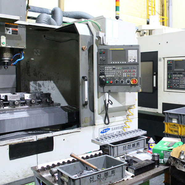 · DOOSAN VC430
· RHINO LCV 650S 
· HYUNDAI WIA F500D